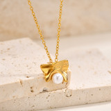 Collar con colgante de perlas artificiales con incrustaciones de acero inoxidable geométrico de estilo francés