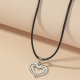 Collar con colgante de acero inoxidable en forma de corazón