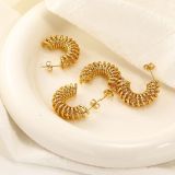 1 par de aretes chapados en oro de 18 quilates de acero inoxidable chapado en color sólido con forma de C estilo moderno informal