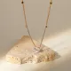 Collar De Acero Inoxidable Con Forma De Corazón Blanco Chapado En Oro De 18 Quilates
