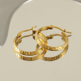 1 par de aretes de aro chapados en oro de 18 quilates de acero inoxidable con revestimiento circular de estilo simple