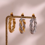 1 par de pendientes chapados en oro de 18 quilates con forma de C, estilo simple, estilo clásico