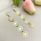 Pendientes colgantes chapados en borlas de acero inoxidable con flores a la moda, 1 par