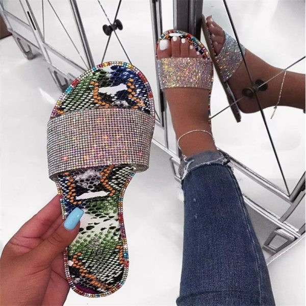 New Summer Women Crystal Slippers Glitter Flat Soft Bling Female Candy Color Flip Flops Outdoor Ladies Slides Hot Beach Shoes
