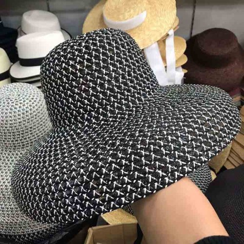 New Women Beach Hat Wide Brim Straw Hat Anti UV UPF50 Floppy Sun Hat Cap Foldable Summer Hat Kentucky Derby Breathe Freely