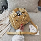 Fashionable Cloth Shape Purses Retro Pearl Studded Shoulder Bags Designer Chain Summer Bag 2020 Replica Bags