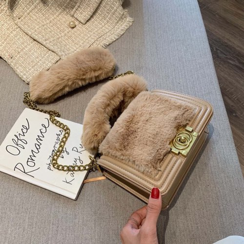 Luxury Winter Fluffy Handbag Women High Quality Fur Tote Female Chain Metal Lock Crossbody Bag Totes Ladies Retro Plush Hand Bag