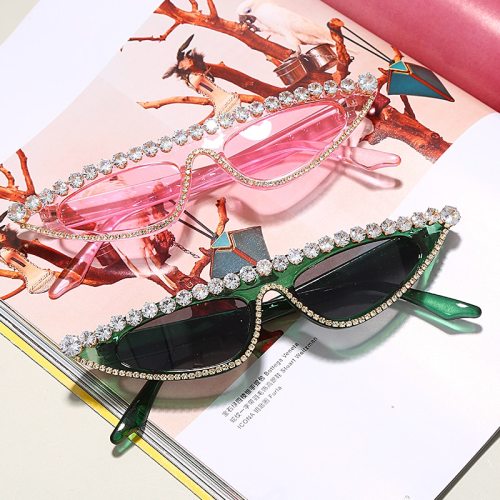 Cat Eye Sunglasses Women 2021 Luxury Diamond Sunglasses Men Small Glasses Ladies Vintage Rhinestone Sunglasses Retro Female