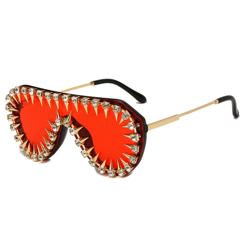 2021 wholesale Fashion Rhinestone Round Women Full round stone Fashion shades UV400 magazine rivet steampunk sunglasses