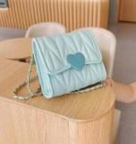 Wholesale 2021 Trend Fashion Summer Kids Mini Jelly Bag Purse Handbags Crossbody Bag  Fashion Design Leather Chain Purse
