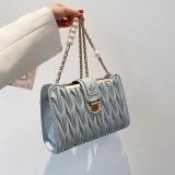 Personalized Fold Brand Shoulder Bag 2021 New Fashion One Shoulder Messenger Bag Western Style Pearl Chain Small Square Bag