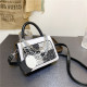 2021 New Crocodile Pattern Crossbody Bag Contrast Printing Chain Handbags For Women