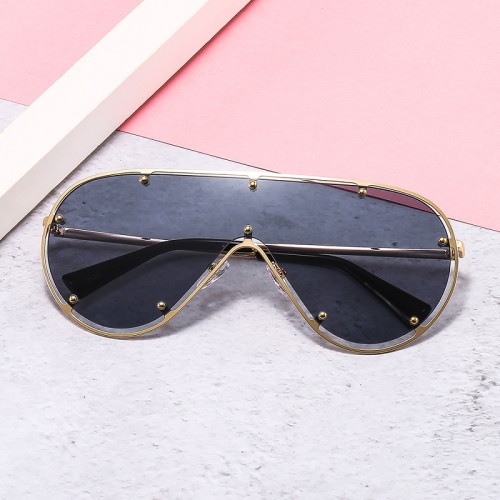 2021 New Fashion Goggle Sunglasses Women Men Alloy Frame Color Gradient Lens Luxury Oval Brand Designer Decorative Rivet