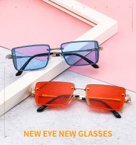 Fashion Personality Rectangle sunglasses Women Luxury eyeglasses Metal Spiral pattern Glasses legs Gradient UV400