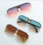 2022 new outdoor street sunglasses European and American fashion stitching sunglasses men's modern sunglasses tide