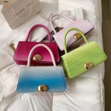 2022 New arrivals Women Small Popular Messenger Hand Bag Luxury Handbag Ladies Purses For Young Lady
