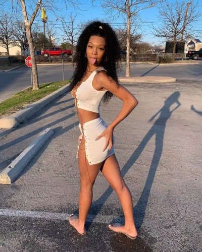 Summer Bodycon Lace Up Hollow Out Metal Chain 2 Two Piece Sets Women Skirt Sleeveless Crop Top Mini Skirts Set Women 2021