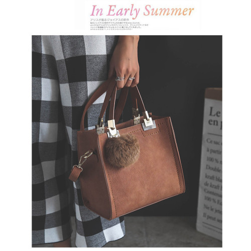 Female Shoulder Bags For Women 2022 New Fashion Crossbody Bag Luxury Handbags Women Bags Designer Travel Hairball Bag Sac