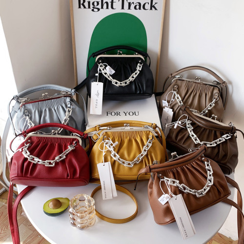 Metal Chain Frame Bags For Women Luxury Women's Bag 2022 Trend Totes Bag Female Solid Color Pleated Woman Shoulder Bag Crossbody