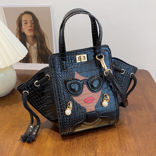 Trapeze Messenger Purse Fashion Women's Shoulder Bag Cool Girl Handbag Pearl Glasses Bat Bag Dress Crossbody Bags For Women 2022