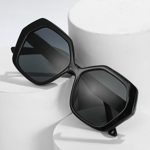 Vintage Polygon Square Sunglasses Women Fashion Jelly Pink Eyewear Shades UV400 Trending Men Rives Sun Glasses