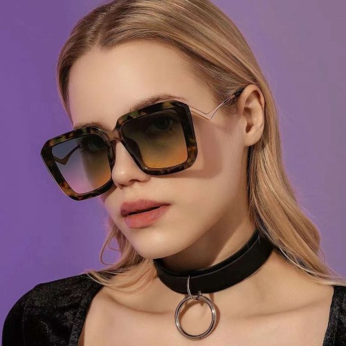 Rimless Square Sunglasses Women Fashion New Vintage Big Frame Shades Men Brand Luxury Sun Glasses UV400 Oversized Eyewear