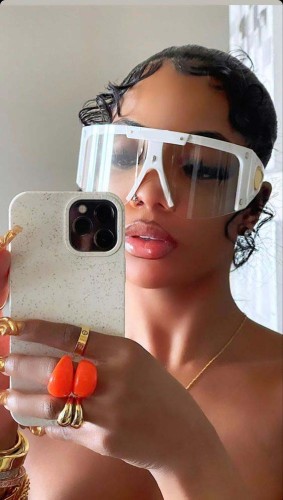 Fashion Clear Lens Oversized Eyewear Women Brand Designer Large White Sunglasses Ladies Big Frame Sun Glasses Windproof Goggles