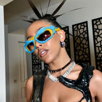 2023 New Y2k Fashion Future Twisted Sunglasses Women Men Brand Vintage Punk Funny Party Sun Glasses Female Hip Hop Shades Oculos
