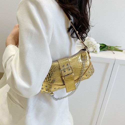 Fashion Shoulder Bag Gothic Ladies Bag Cool Style Trendy Rock Girls Handbag Rivet Chain Underarm Pouch for Travel Vacation Daily