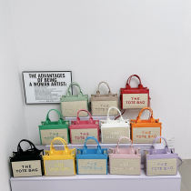 Fashionable Handbag Letter Single Shoulder Crossbody Bag Designer Bag Women's Bag Fashionable Women's Grass Knitted Handbag Clas