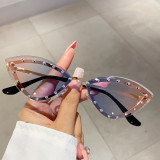 Vintage Punk Luxury Brand Designer Diamond Cat Eye Sunglasses Women Sun Glasses For Female UV400 Trend Rimless Metal Rivet Shade