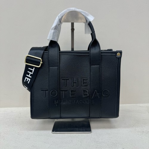 2024 New Summer Trend Texture Handbag European and American Fashion Versatile Tote Bag Design Crossbody Bag