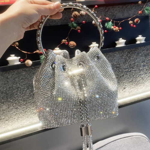 Diamonds Tassel Clutch Bag Trend Women Luxury Fashion Travel Shoulder Handbags Purses Shiny Crystal Bucket Purse Bridal Wedding