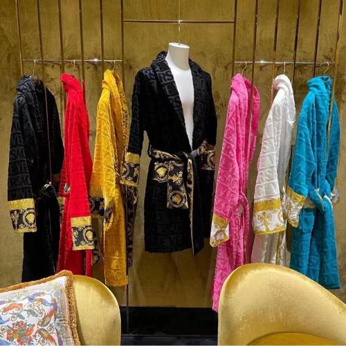 Wholesale Cotton bathrobe, absorbent towel material, couples, men and women, four-season universal bathrobe, pajama, long quick-drying, winter white