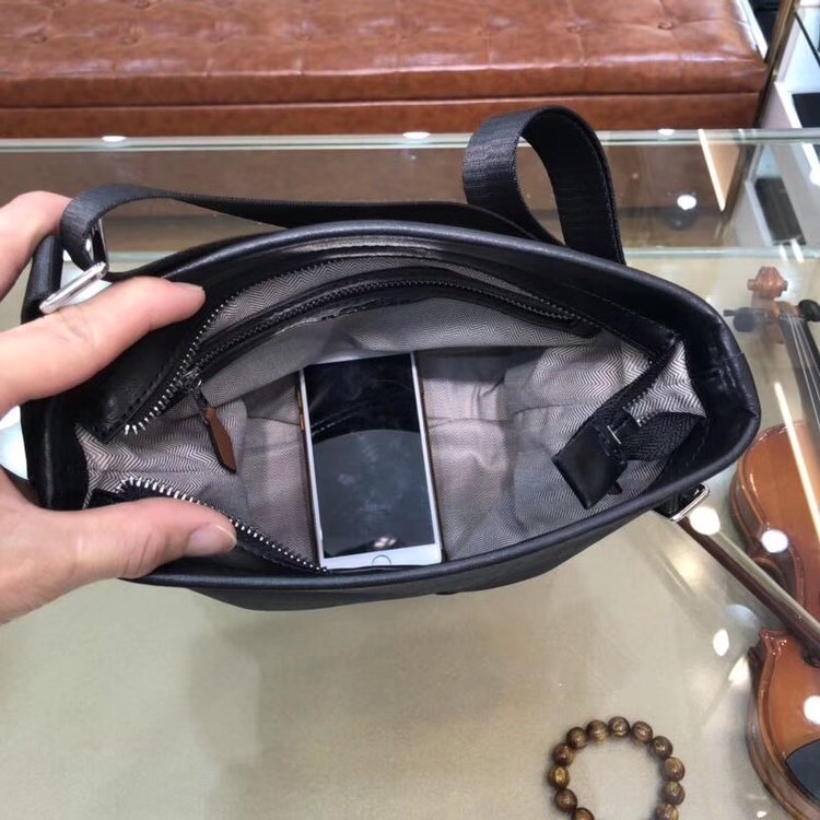 円 100 19大人気爆発エルメス Hermes メンズ ショルダーバッグコピー 人気商品今流行り欠かせない存在 M Creditshop Jp
