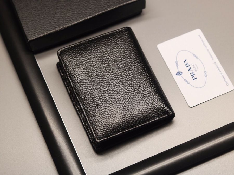 円 19秋冬定番商品プラダ Prada メンズ 財布コピー 爆発人気商品 数量限定発表 M Creditshop Jp