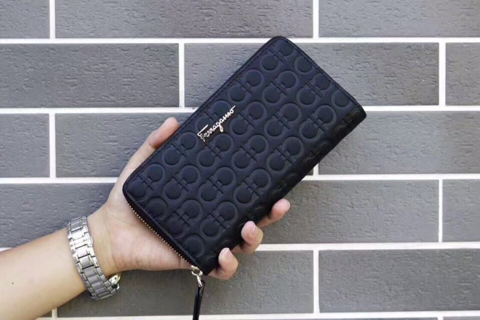 2019大人気爆発フェラガモ☆Ferragamo☆メンズ 長財布コピー ☆人気商品今流行り欠かせない存在☆★ 