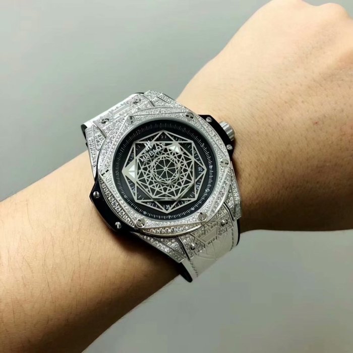 高品質ウブロ ビッグバン コピーシリーズ メンズ 自動巻き 