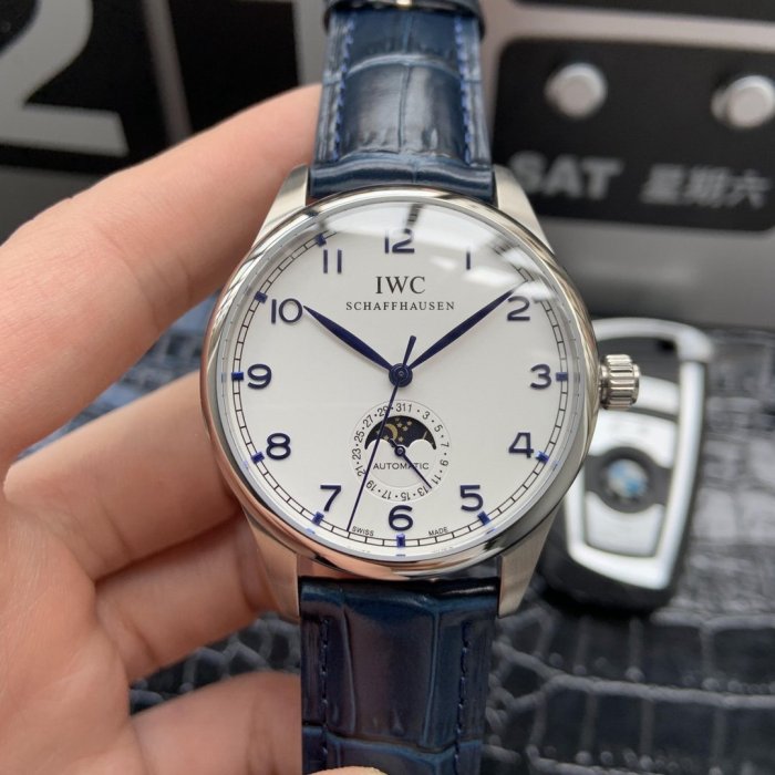 人気高級IWC ポルトギーゼ コピーシリーズ メンズ 自動巻き4色