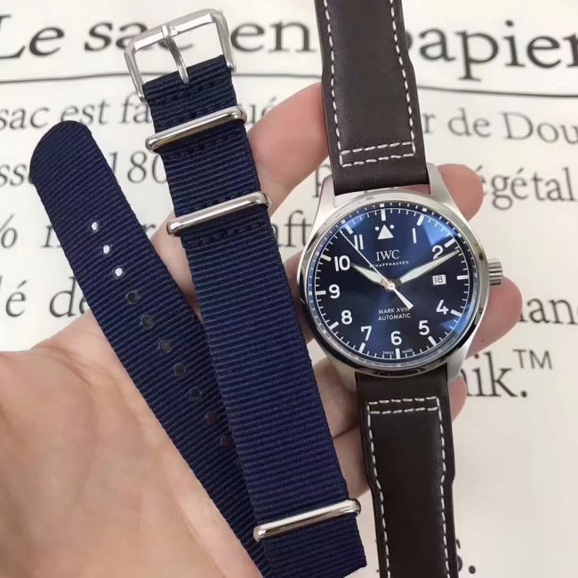 高品質IWC パイロットウォッチ コピーシリーズ メンズ 自動巻き
