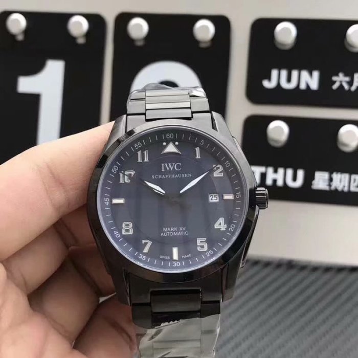 高品質IWC パイロットウォッチ コピーシリーズ メンズ 自動巻き3色