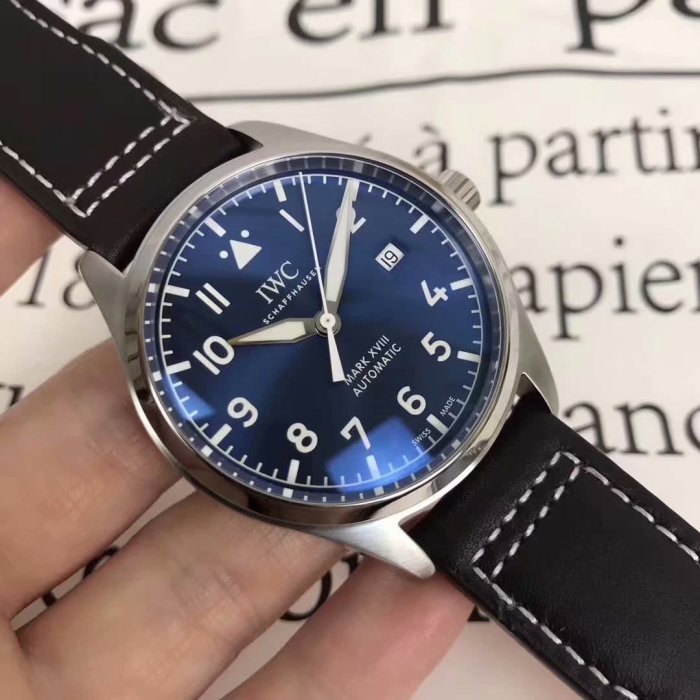 高品質IWC パイロットウォッチ コピーシリーズ メンズ 自動巻き