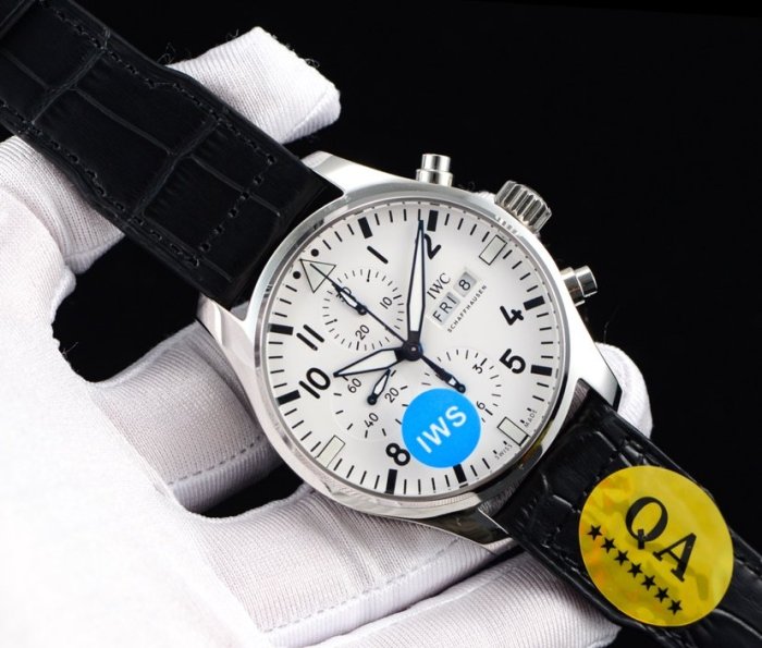 高品質IWC パイロットウォッチ コピーシリーズ メンズ 自動巻き
