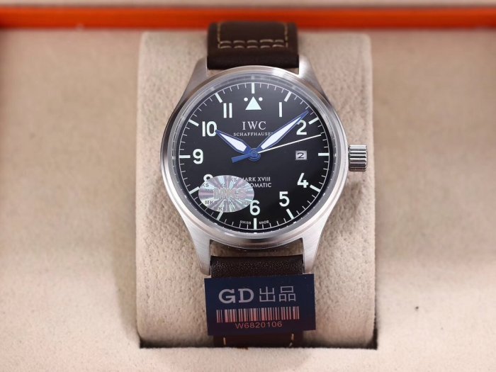高品質IWC パイロットウォッチ コピーシリーズ メンズ 自動巻き