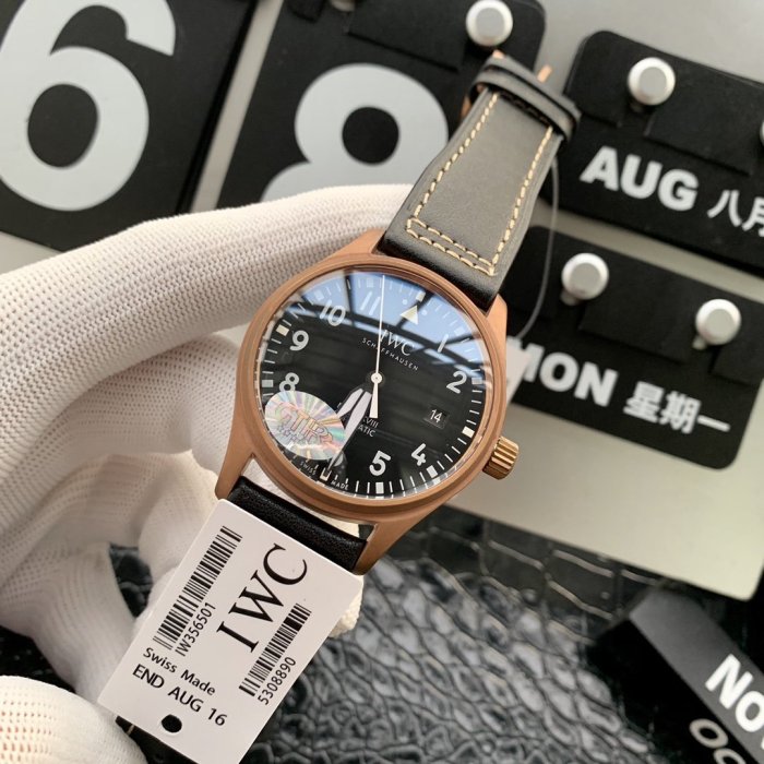 高品質IWC パイロットウォッチ コピーシリーズ メンズ 自動巻き