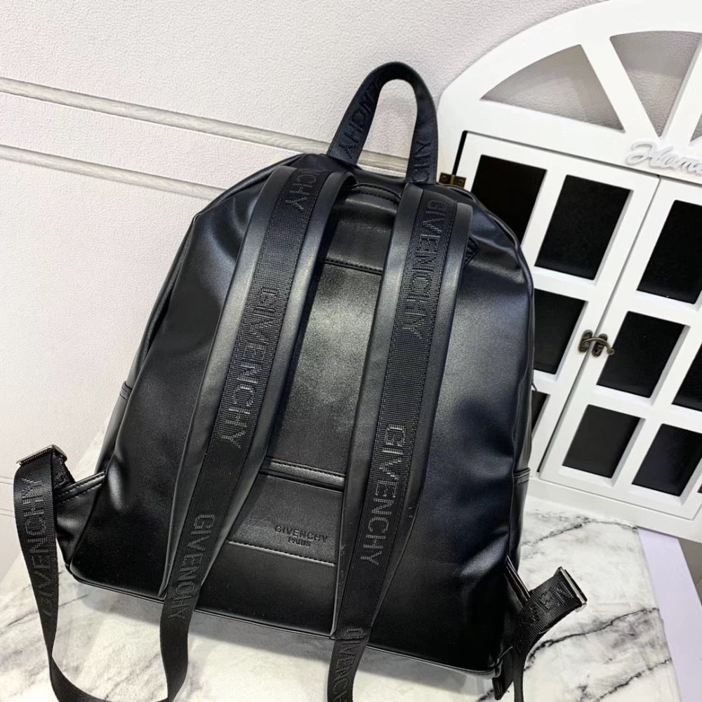 円 19秋冬新作 超売れ筋ジバンシー Givenchy レディース バックパックコピー 特別価格にて販売 今一番流行っている人気アイテム M Creditshop Jp