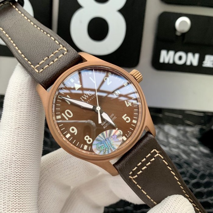 高品質IWC パイロットウォッチ コピーシリーズ メンズ 自動巻き