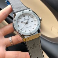 人気売れ筋ウブロ コピー メンズ クオーツ 8色