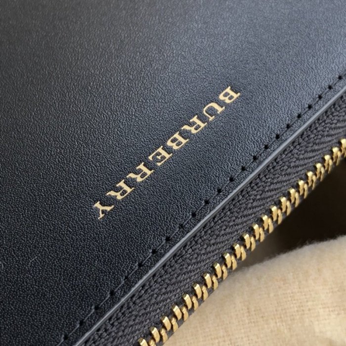 2019秋冬定番商品バーバリー(BURBERRY)☆レディース 長財布コピー ☆爆発人気商品!数量限定発表★♫♪