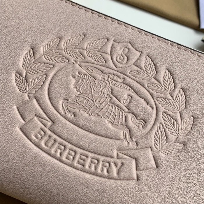  2019秋冬新作☆超売れ筋バーバリー(BURBERRY)☆レディース 長財布コピー ☆特別価格にて販売!!今一番流行っている人気アイテム!!